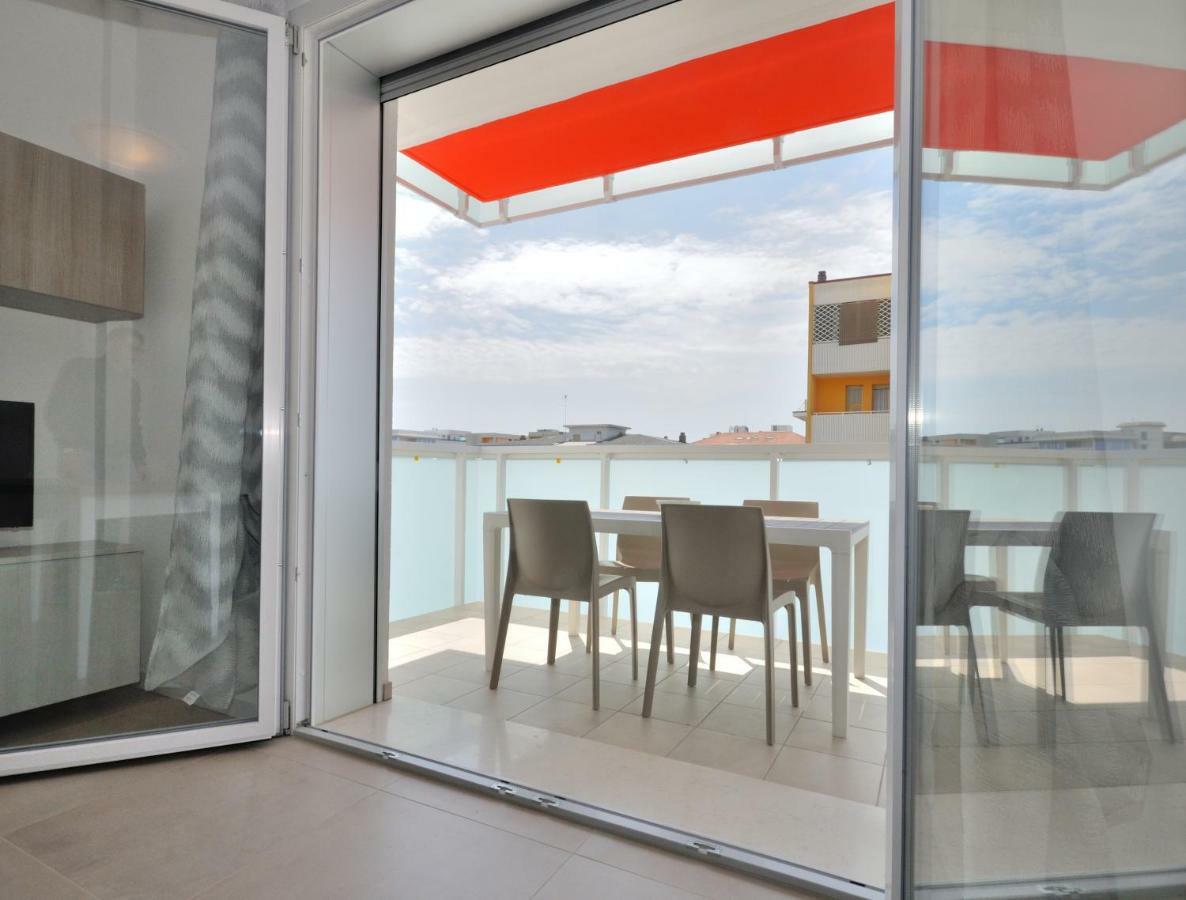 Condominio Il Faro 比比翁 外观 照片